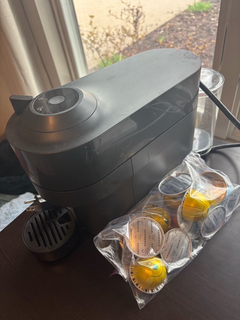 Nespresso Black Vertuo pop coffee maker